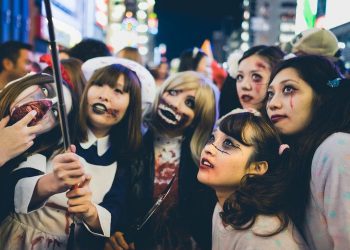 cách hóa trang halloween