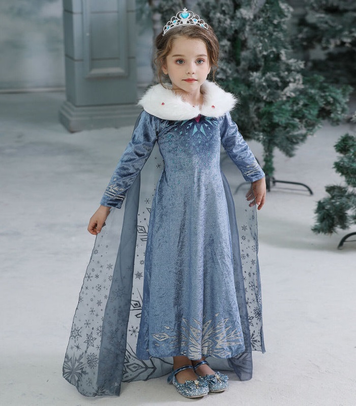 hóa trang halloween cho bé thành công chúa Elsa