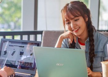 máy tính cho học sinh cấp 3