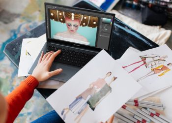 4 mẫu laptop cấu hình cao, giá hợp lý cho người chơi hệ “đa-zi-năng”