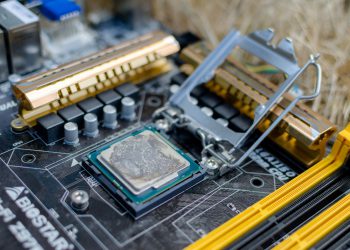 nhiệt độ cpu bao nhiêu là ổn