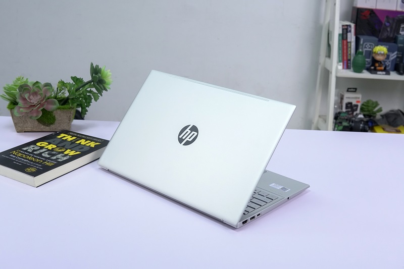 HP Pavilion 14 i3 dv2051TU